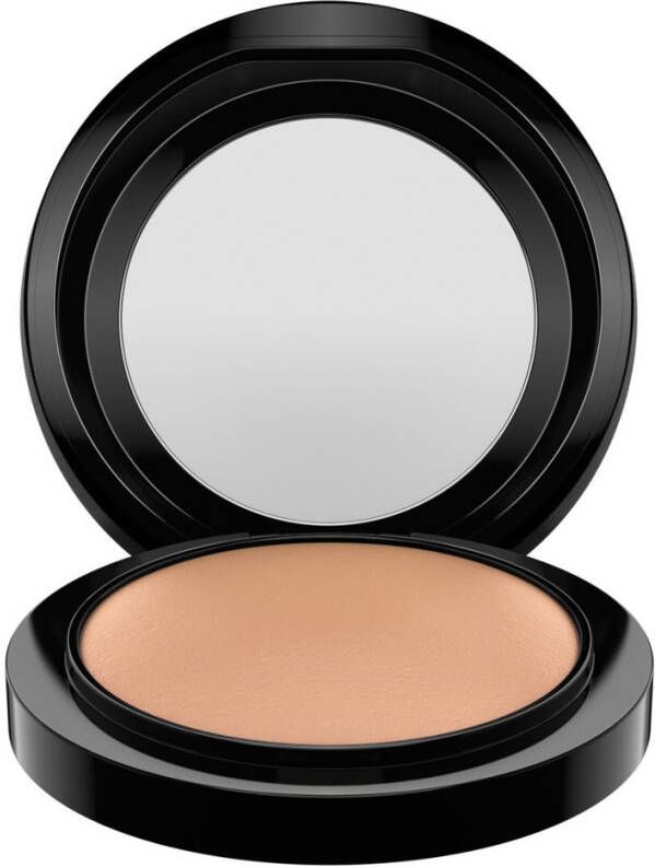M·, A·, C Mineralize Skinfinish Natural poeder